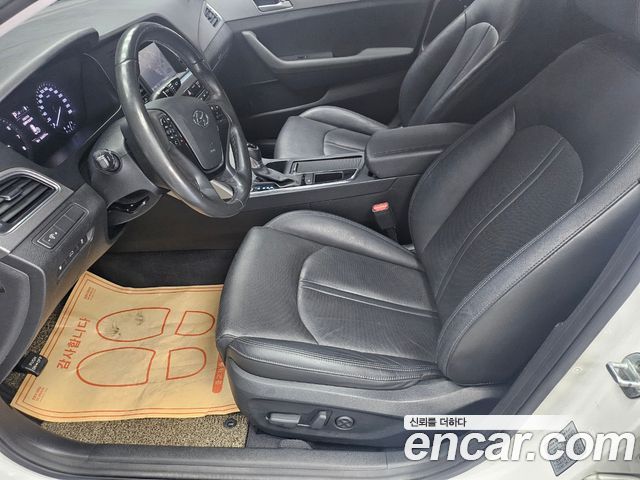 Hyundai Sonata (LF) LPI Premium 2016 — фото 10