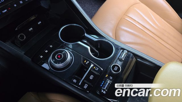 Kia K5 (III) 1.6 Turbo Signature 2020 — фото 9
