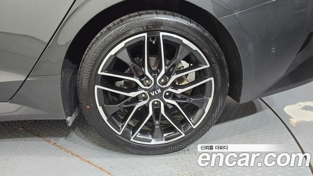 Kia K5 (III) 1.6 Turbo Signature 2020 — фото 21