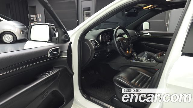 Jeep Grand Cherokee 3.6 Limited-X WK2 2019 — фото 10