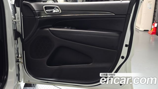 Jeep Grand Cherokee 3.6 Limited-X WK2 2019 — фото 31