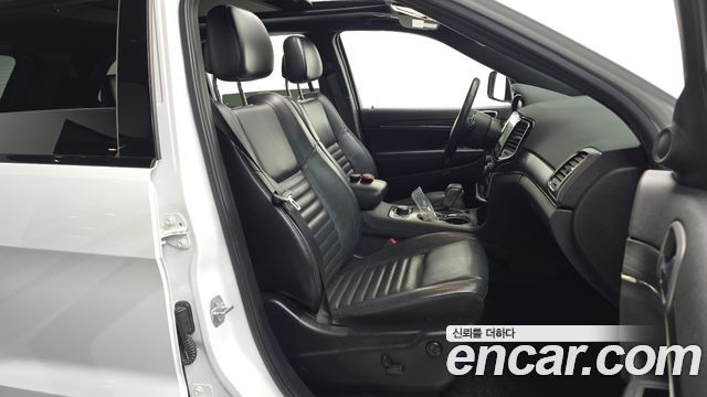 Jeep Grand Cherokee 3.6 Limited-X WK2 2019 — фото 32