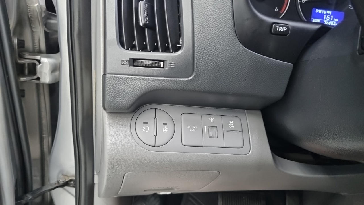 Hyundai Grand Starex Van 3-Seater Smart 2018 — фото 17