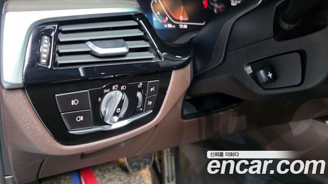 BMW 5 Series (G30) 530i M Sport Package Plus 2020 — фото 30