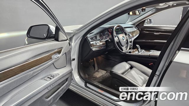 BMW 7 Series (F01) 730d xDrive 2014 — фото 10