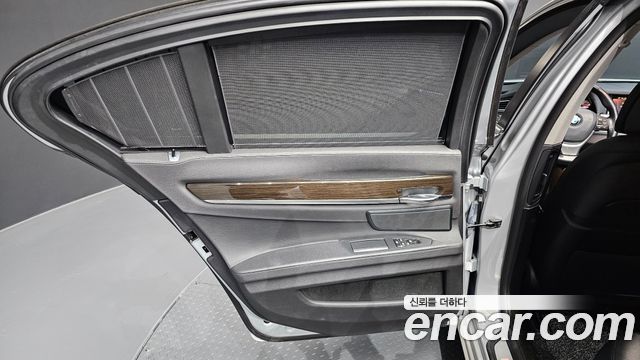 BMW 7 Series (F01) 730d xDrive 2014 — фото 31
