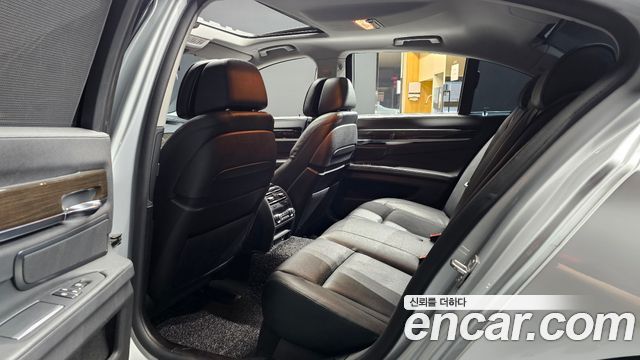 BMW 7 Series (F01) 730d xDrive 2014 — фото 32