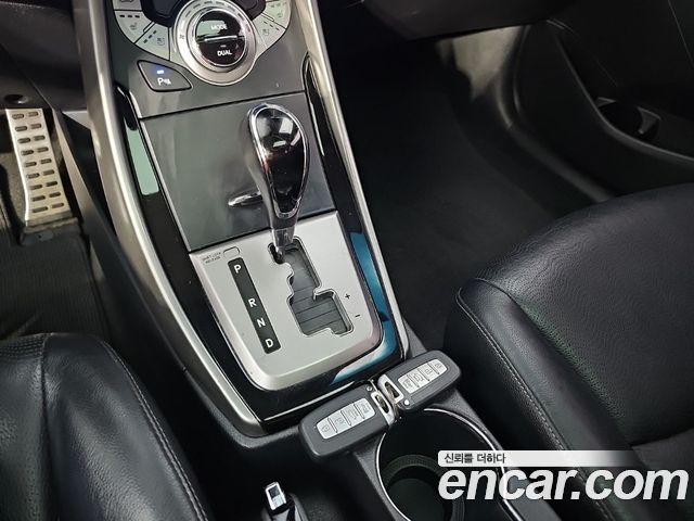Hyundai Avante (MD) M16 GDI Premier 2013 — фото 8