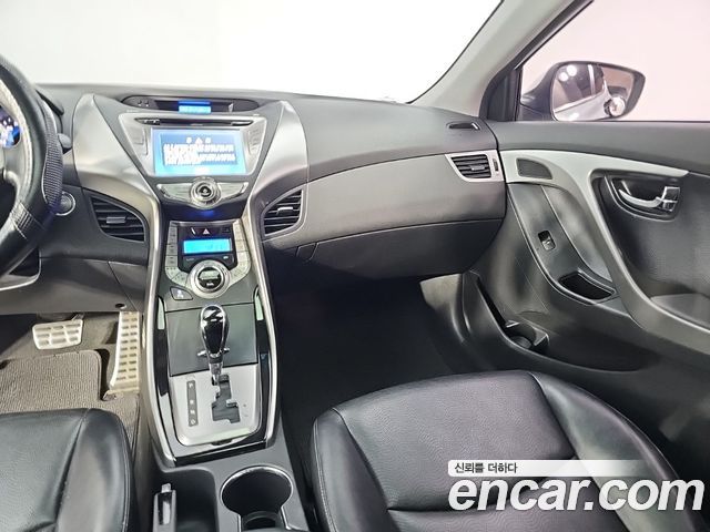 Hyundai Avante (MD) M16 GDI Premier 2013 — фото 10