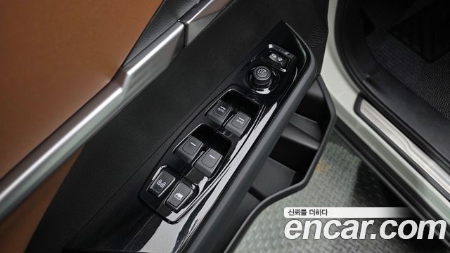KG Mobility (SsangYong) Torres Gasoline 1.5 2WD TV7 2025 — фото 29