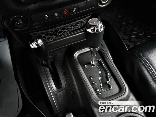 Jeep Wrangler (JK) 2.8 Diesel Rubicon 4Door 2012 — фото 10
