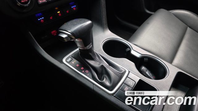 Kia Sportage The Bold Diesel 2.0 2WD Prestige 2019 — фото 9