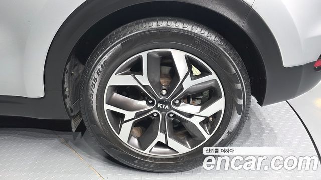 Kia Sportage The Bold Diesel 2.0 2WD Prestige 2019 — фото 21