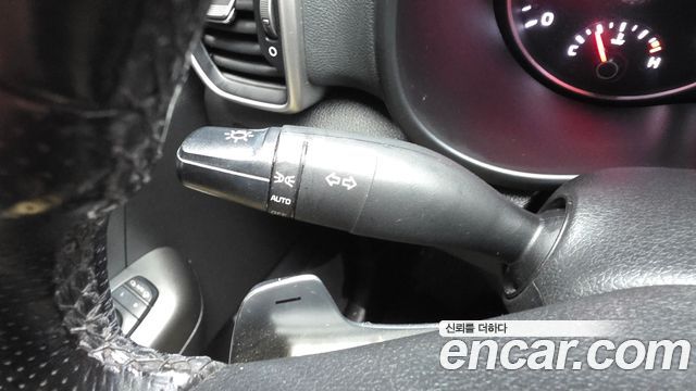 Kia Sportage The Bold Diesel 2.0 2WD Prestige 2019 — фото 29