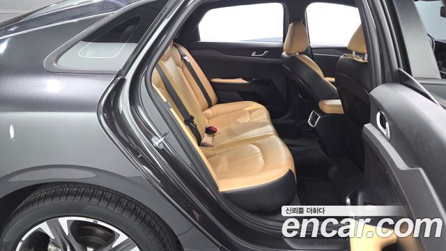 Kia K5 (III) 2.0 Prestige 2022 — фото 11