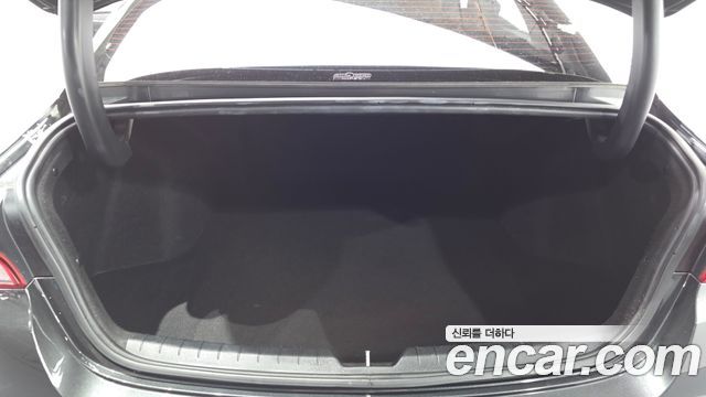 Kia K5 (III) 2.0 Prestige 2022 — фото 17