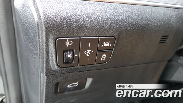 Kia K5 (III) 2.0 Prestige 2022 — фото 19