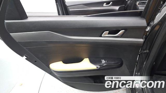 Kia K5 (III) 2.0 Prestige 2022 — фото 25