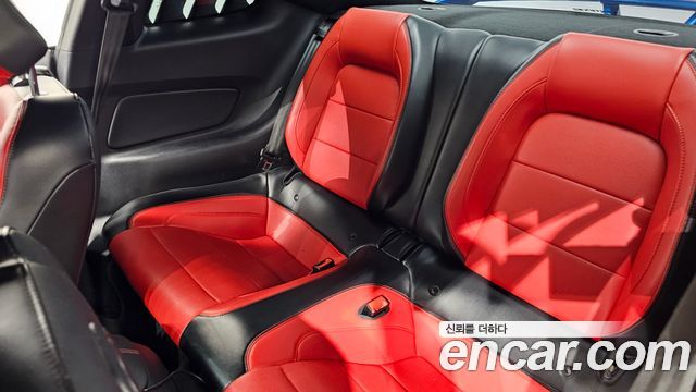 Ford Mustang Coupe 2019 — фото 12