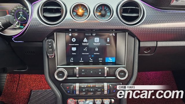 Ford Mustang Coupe 2019 — фото 14