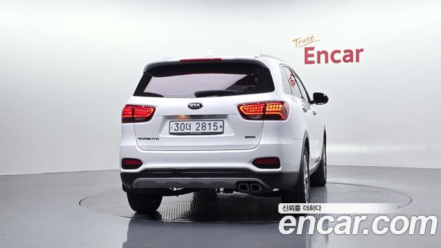 Kia Sorento Diesel 2.0 2WD Noblesse 2019 — фото 4