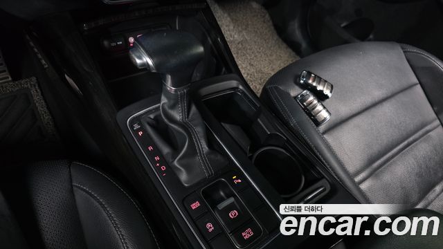 Kia Sorento Diesel 2.0 2WD Noblesse 2019 — фото 9