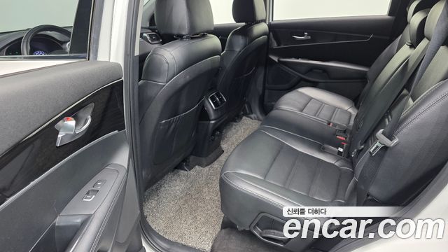 Kia Sorento Diesel 2.0 2WD Noblesse 2019 — фото 12