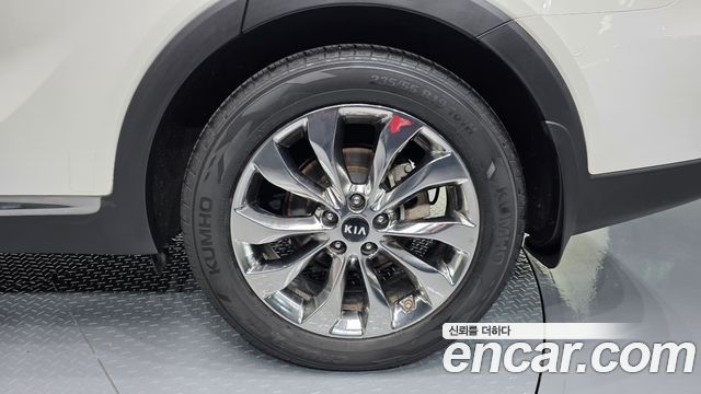 Kia Sorento Diesel 2.0 2WD Noblesse 2019 — фото 21