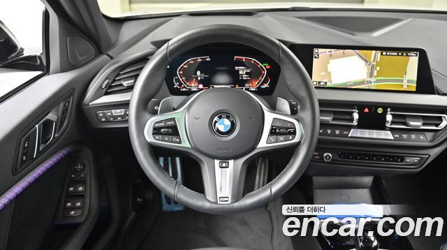 BMW 1 Series (F40) 120i M Sports 2024 — фото 17