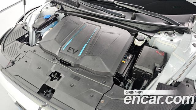 Hyundai Ioniq 5 Standard E-Value+ 2025 — фото 6