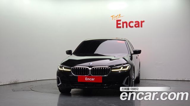 BMW 5 Series (G30) 520i Luxury 2022 — фото 3