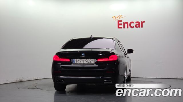 BMW 5 Series (G30) 520i Luxury 2022 — фото 4