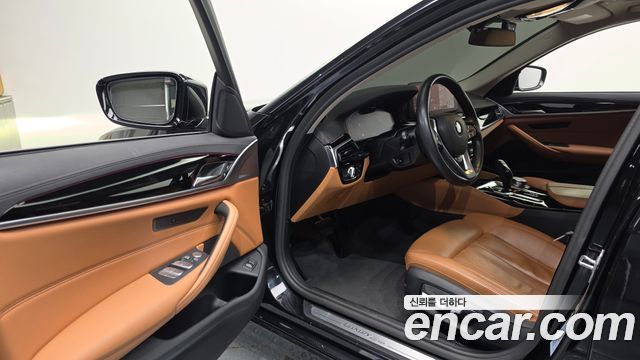 BMW 5 Series (G30) 520i Luxury 2022 — фото 10