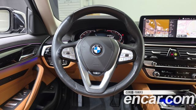 BMW 5 Series (G30) 520i Luxury 2022 — фото 13