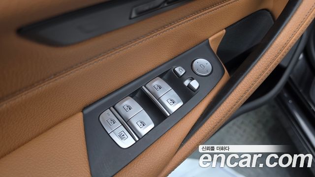 BMW 5 Series (G30) 520i Luxury 2022 — фото 28