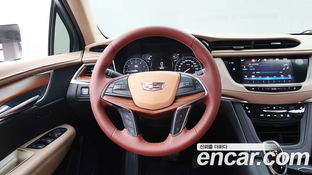Cadillac XT5 3.6 Platinum 2019 — фото 17