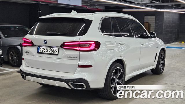 BMW X5 (G05) xDrive 45e M Sport 2022 — фото 2