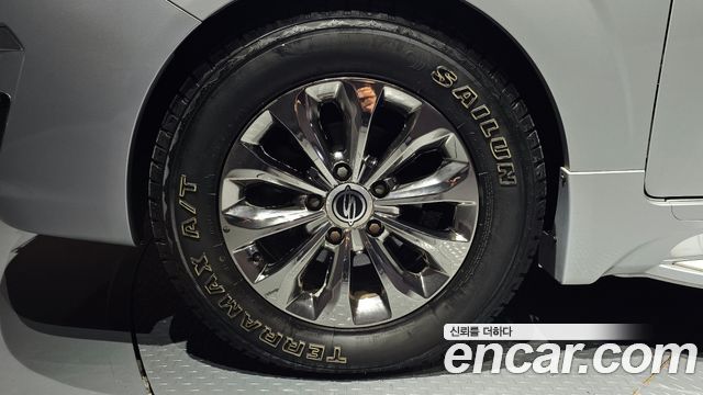 KG Mobility (SsangYong) Korando Turismo 4WD RX 9-seater 2017 — фото 5