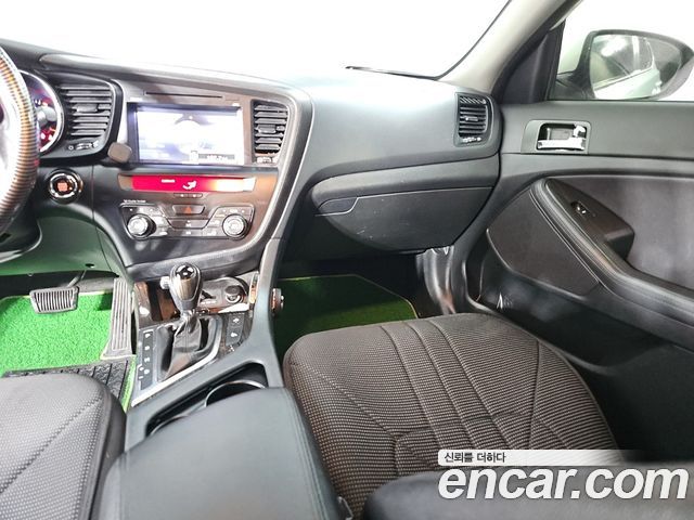 Kia K5 LPI Prestige 2013 — фото 10