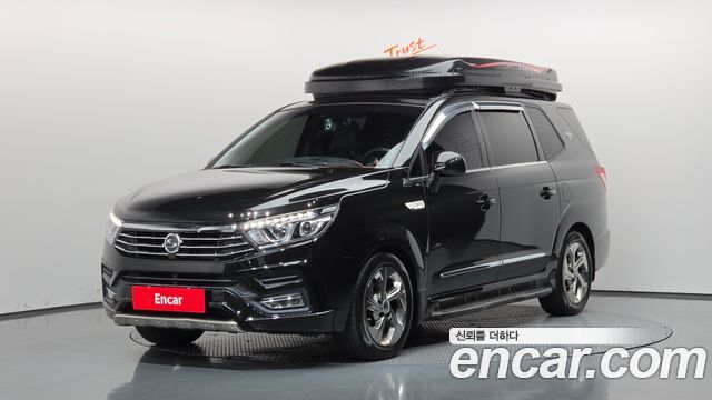 KG Mobility (SsangYong) Korando Turismo 4WD Extreme Sport 9-Seater
