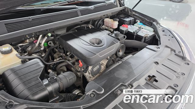 KG Mobility (SsangYong) Korando Turismo 4WD Extreme Sport 9-Seater 2019 — фото 6