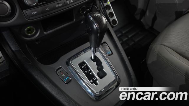 KG Mobility (SsangYong) Korando Turismo 4WD Extreme Sport 9-Seater 2019 — фото 9