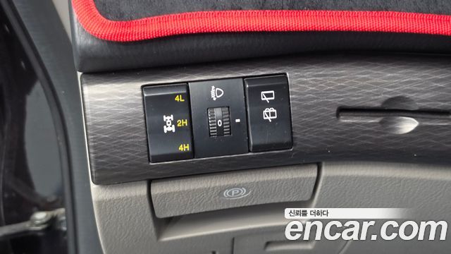KG Mobility (SsangYong) Korando Turismo 4WD Extreme Sport 9-Seater 2019 — фото 17