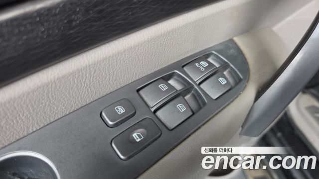 KG Mobility (SsangYong) Korando Turismo 4WD Extreme Sport 9-Seater 2019 — фото 19