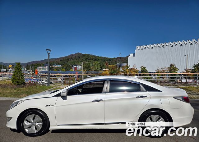 Hyundai Sonata Hybrid 2.0 Modern 2014 — фото 3