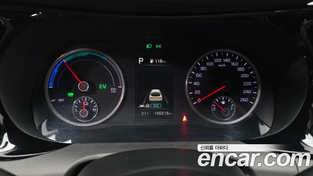 Kia K5 Hybrid (III) Trendy 2023 — фото 8