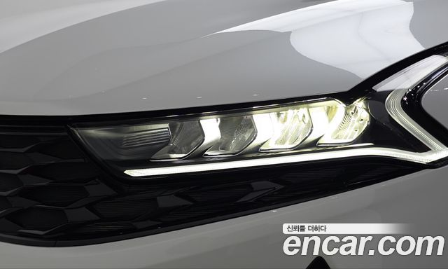 Kia K5 Hybrid (III) Trendy 2023 — фото 22