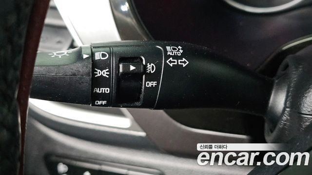 Kia Seltos Gasoline 1.6 Turbo 2WD Signature 2022 — фото 35