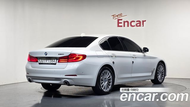 BMW 5 Series (G30) 520i Luxury 2020 — фото 2
