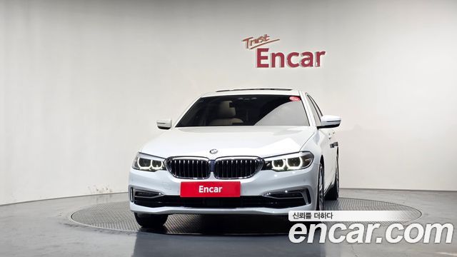 BMW 5 Series (G30) 520i Luxury 2020 — фото 3